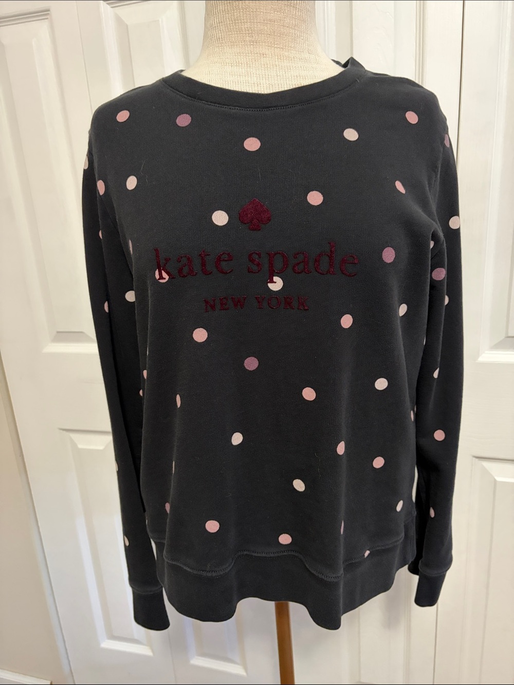 Kate Spade Broome Street Bakery Dot Logo Black Sweatshirt Size Medium